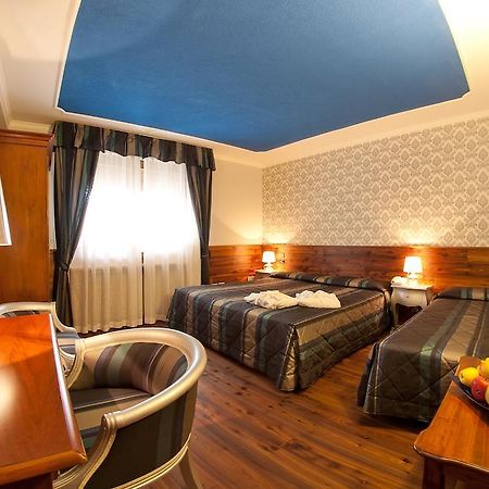 Hotel Cles Kamer foto